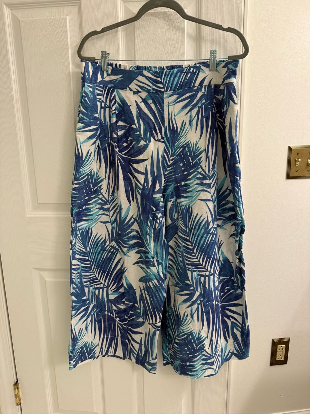 Chelsea & Theodore Linen Wide Leg Pants